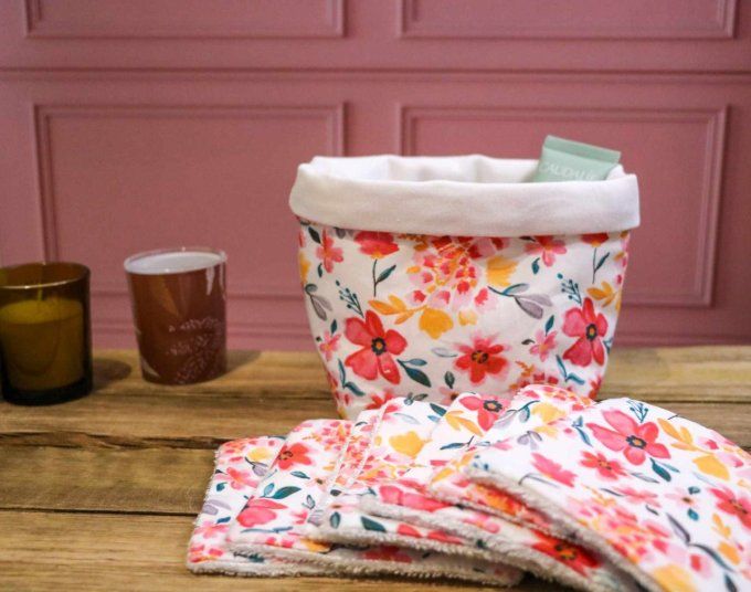 Panière et lingettes 